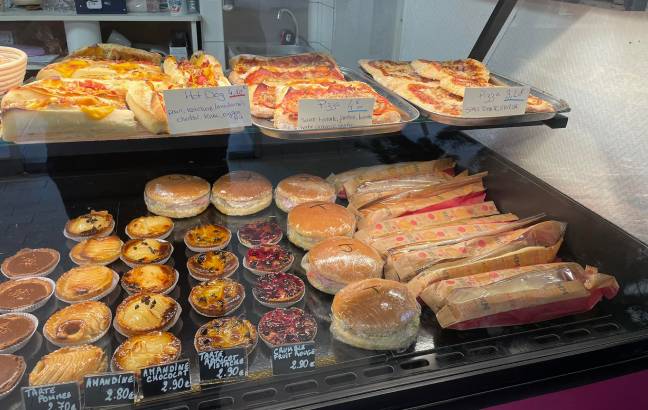Boulangerie-pâtisserie à Tôtes